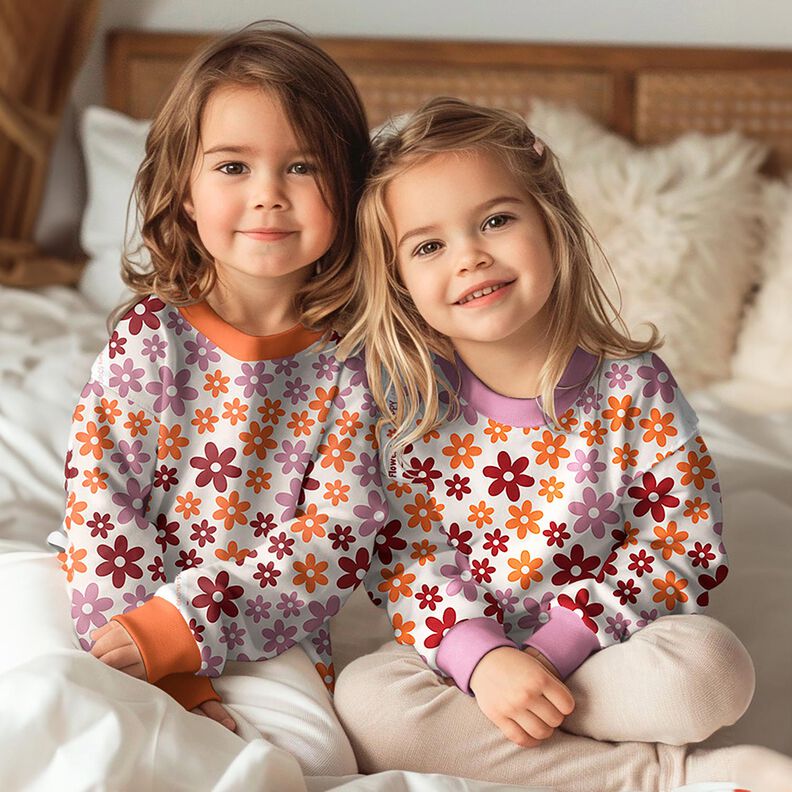 Knuffelsweat bonte bloemen | Poppy Fabrics – ecru, image number 5