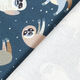Katoenjersey Luiaards beoefenen yoga – blauwgrijs,  thumbnail number 4