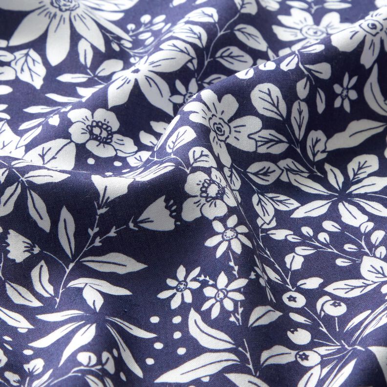 Viscosestof Bloemen en takken – indigo/wit, image number 2