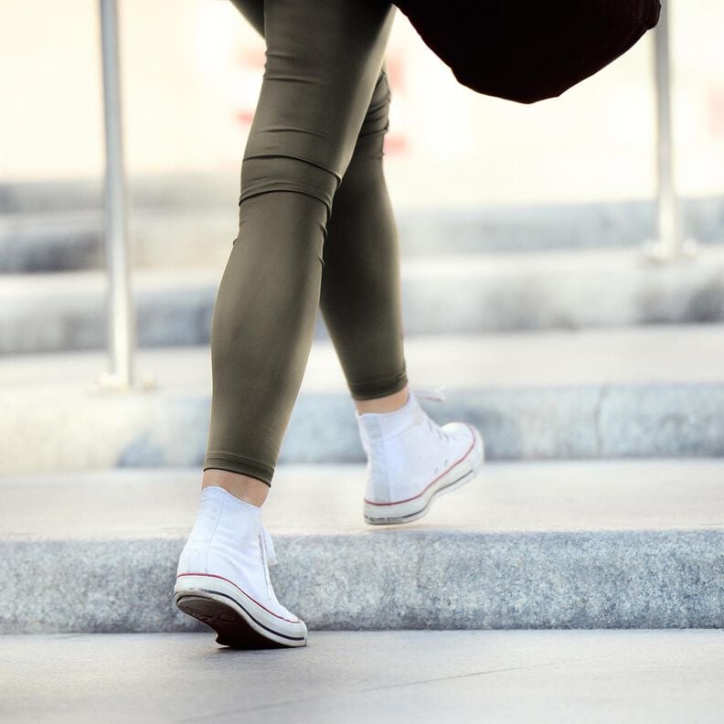 Imitatieleer met velours achterkant  – donkergrenen,  image number 7