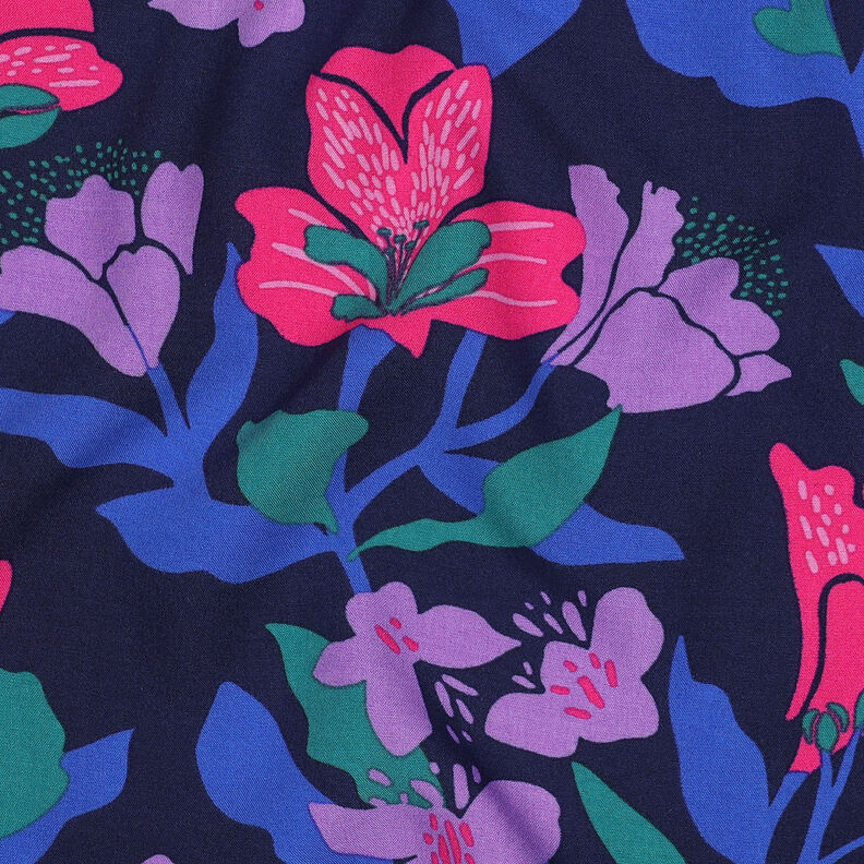 LENZING™ ECOVERO™ viscosestof Amira Floral | Nerida Hansen – nachtblauw/intens roze,  image number 2