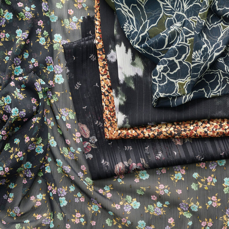 Chiffon glinsterende naaldstrepen in batik-look – zwart/wit,  image number 6