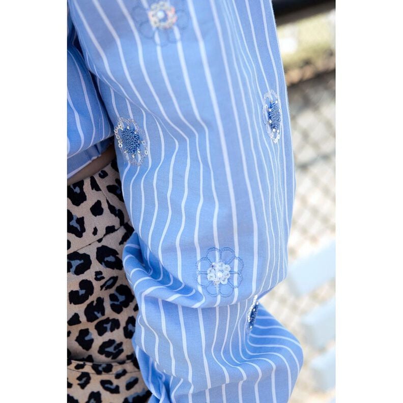 Katoenmix Paillettenborduurwerk op strepen | Poppy Fabrics – lichtblauw/wit,  image number 6